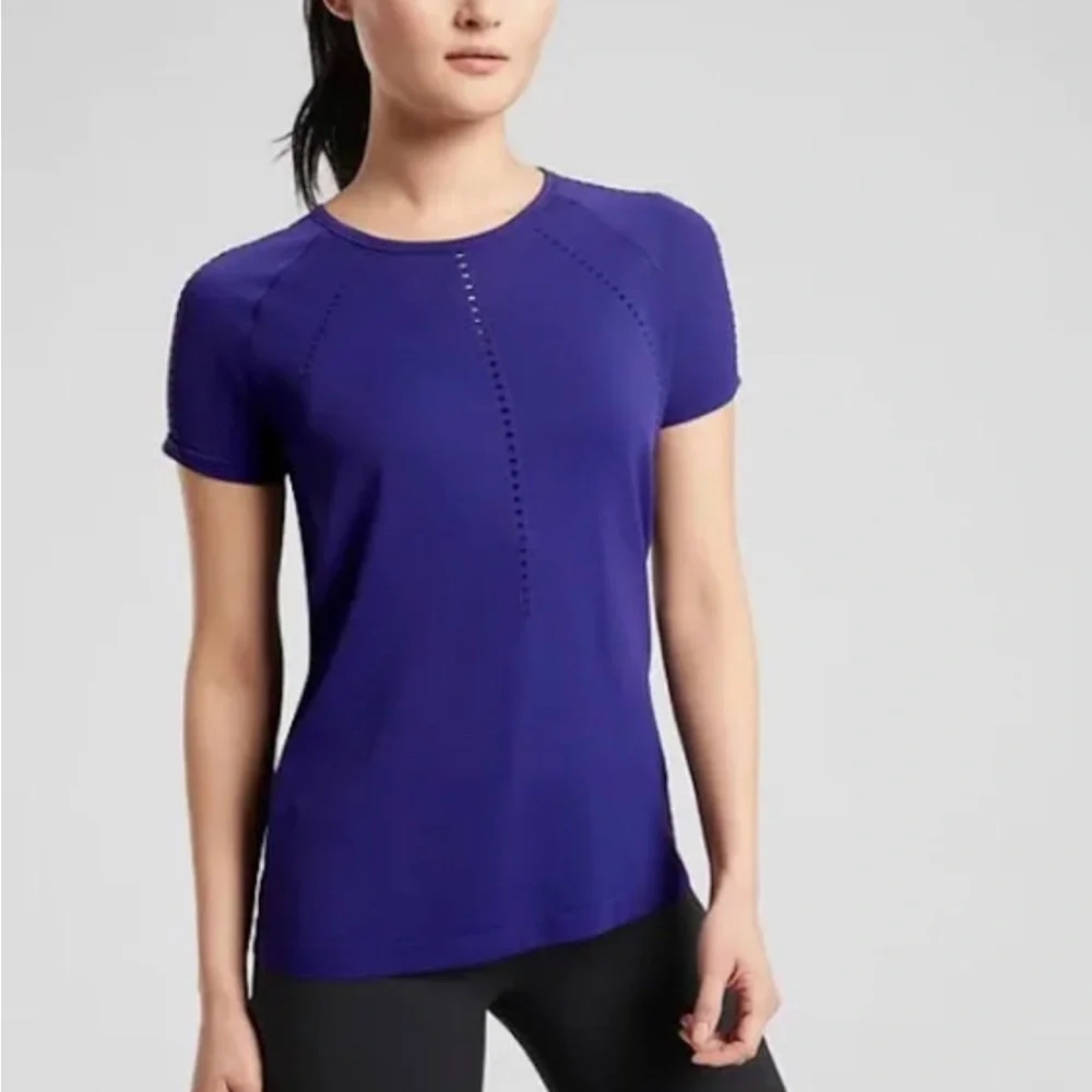 Athleta Foothill Tee - Picture 4 of 10